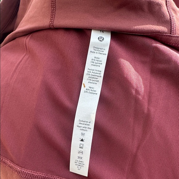 Lululemon Define Hooded Jacket - Picture 6 of 15